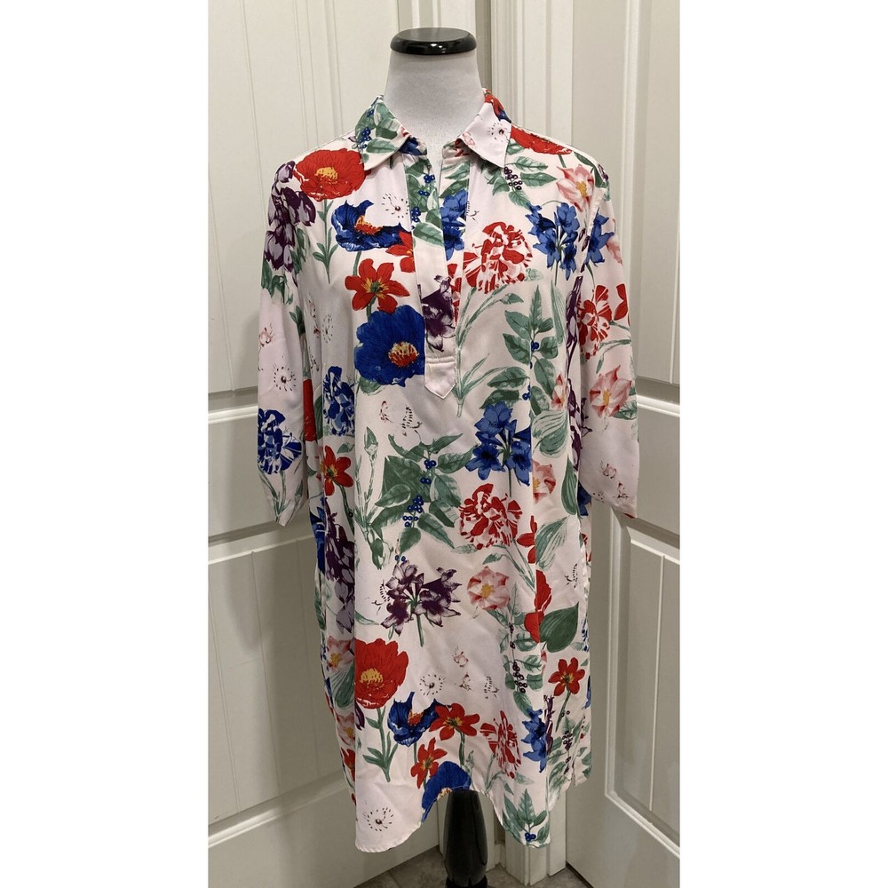 Chelsea & Theodore Woman SZ 2X Floral Roll Up Sleeves Back Longer